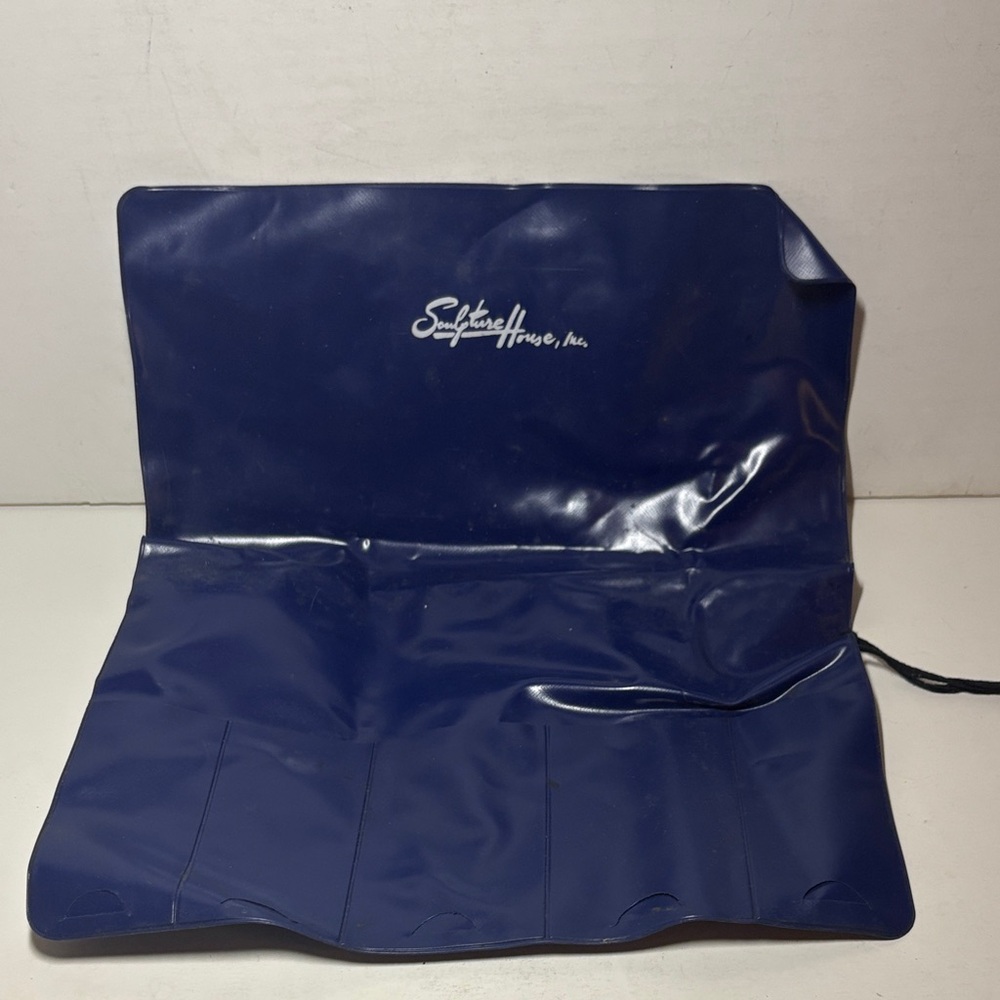 Sculpture House Vinyl Tool Rollup Case Carrier